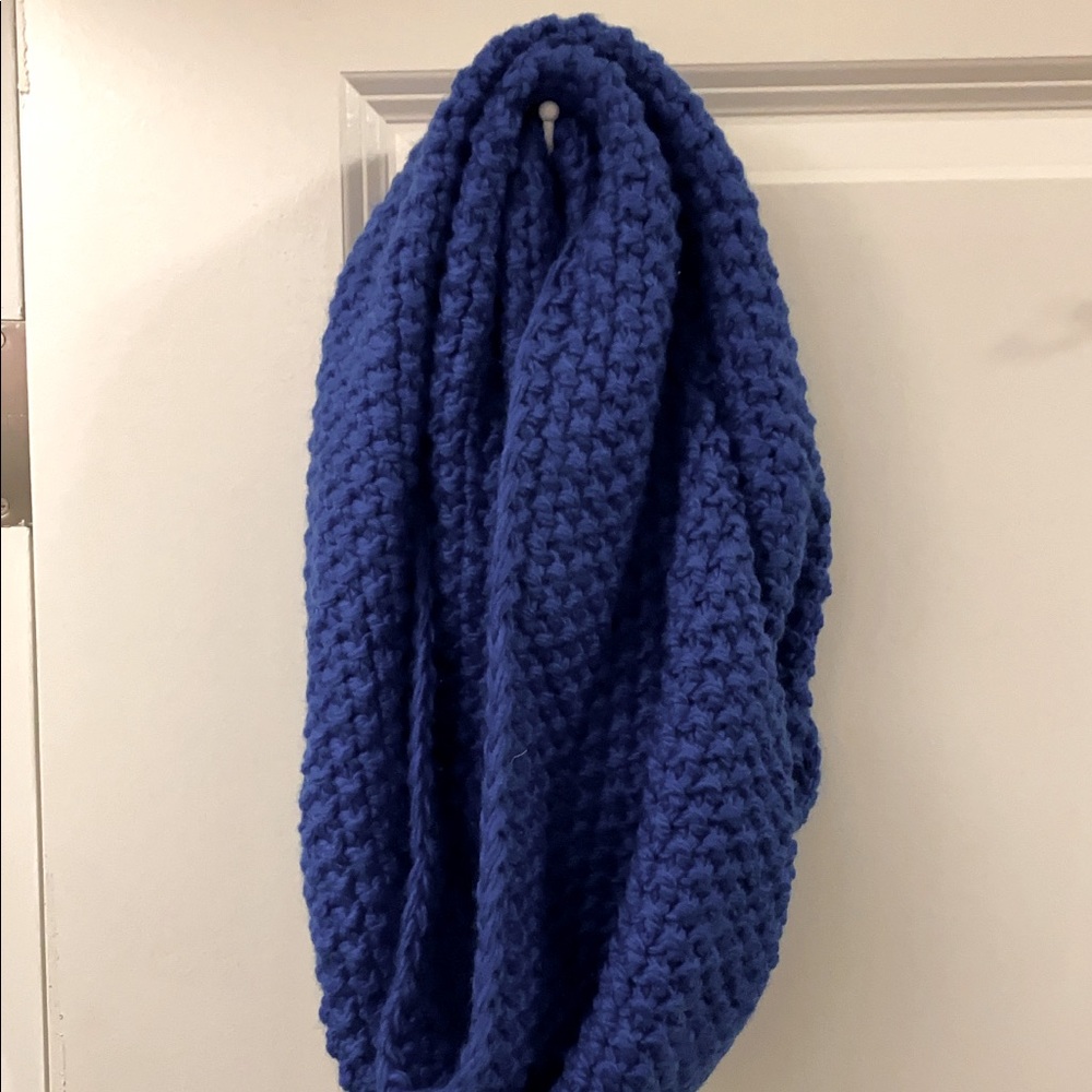 infinity scarf